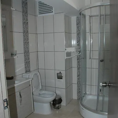 Park Apartment *